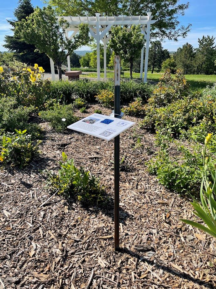 B100 Check In Sign Example